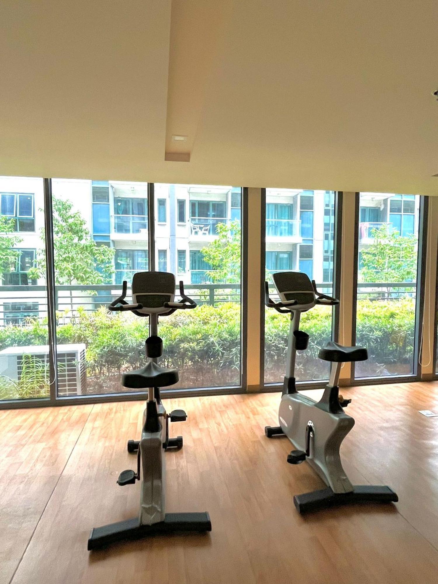 Studio At 81 Newport Boulevard Near Naia With Free Access To All Amenities Up To 2 Pax Manila Exterior photo