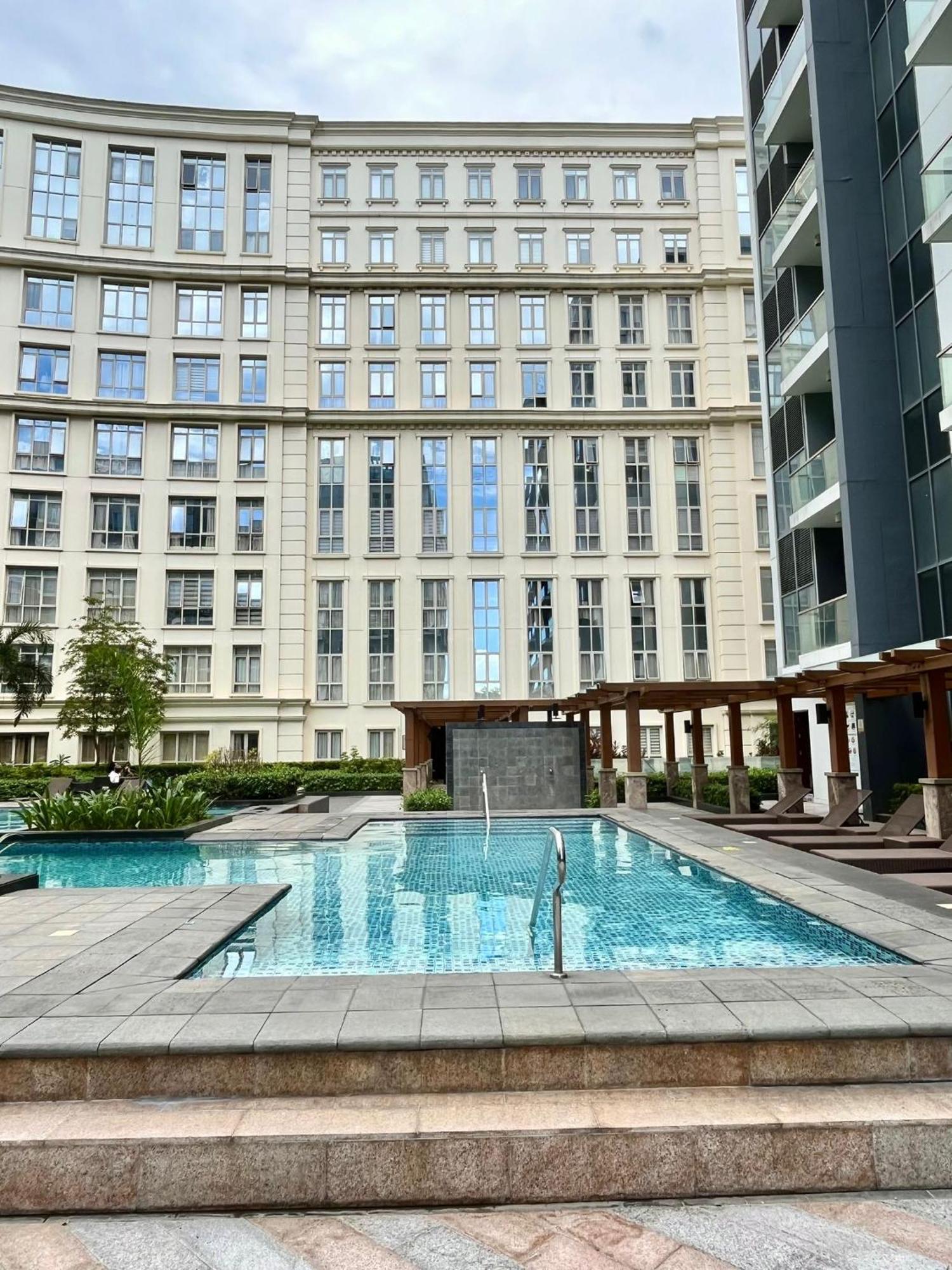Studio At 81 Newport Boulevard Near Naia With Free Access To All Amenities Up To 2 Pax Manila Exterior photo